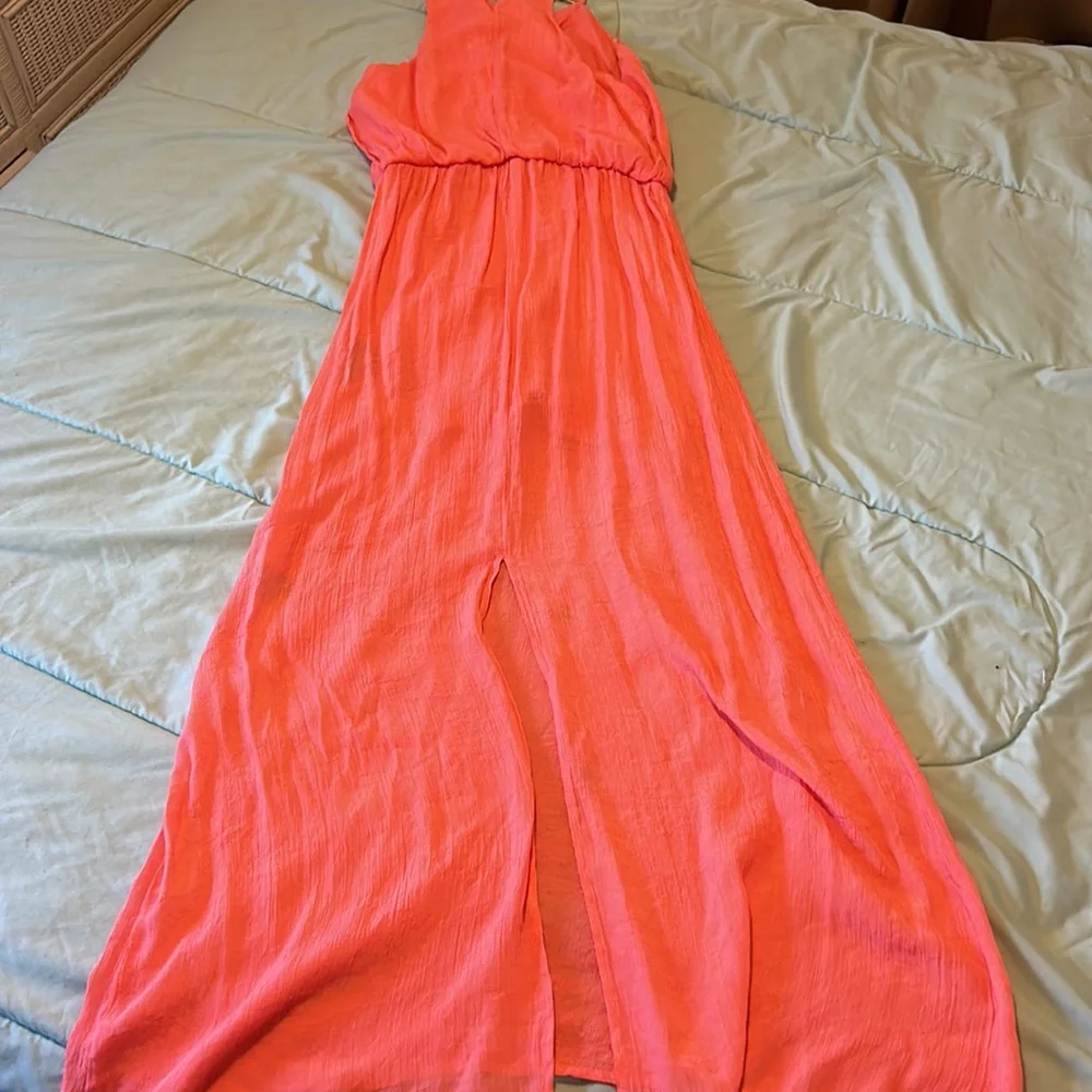 Coral dress - Picture 4 of 4